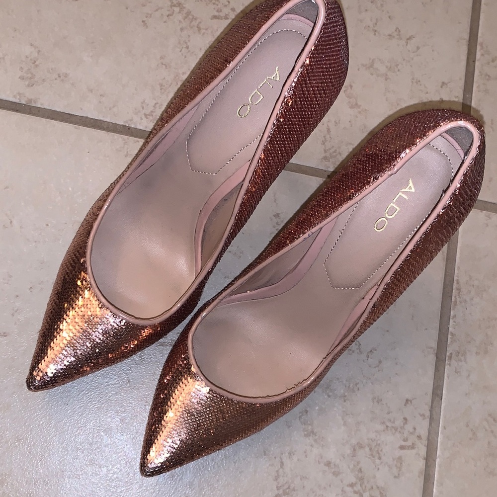 Aldo Metallic Pink Pointed Toe Heels